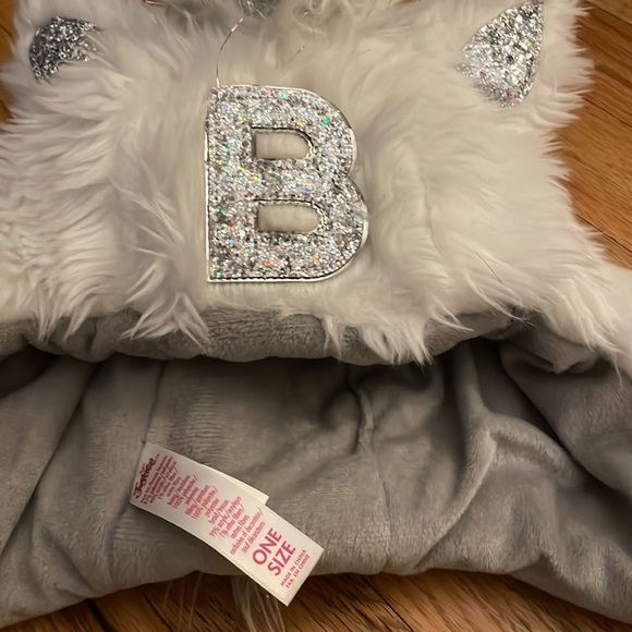 Unicorn hat - Picture 2 of 3